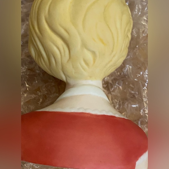 1994 vintage Barbie and ken salt and pepper shaker - Picture 9 of 13